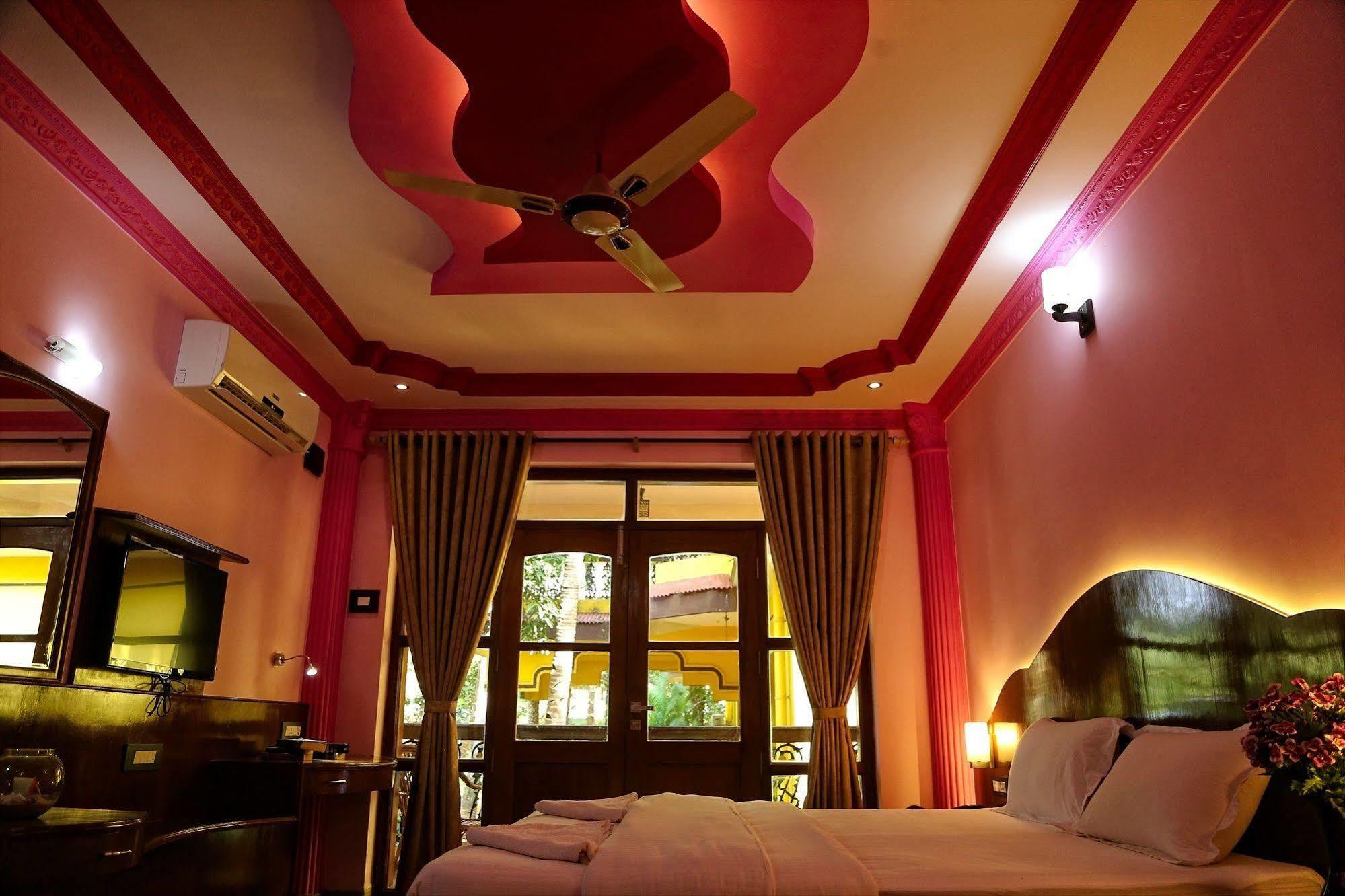 Sea View Resort Patnem Beach Bagian luar foto