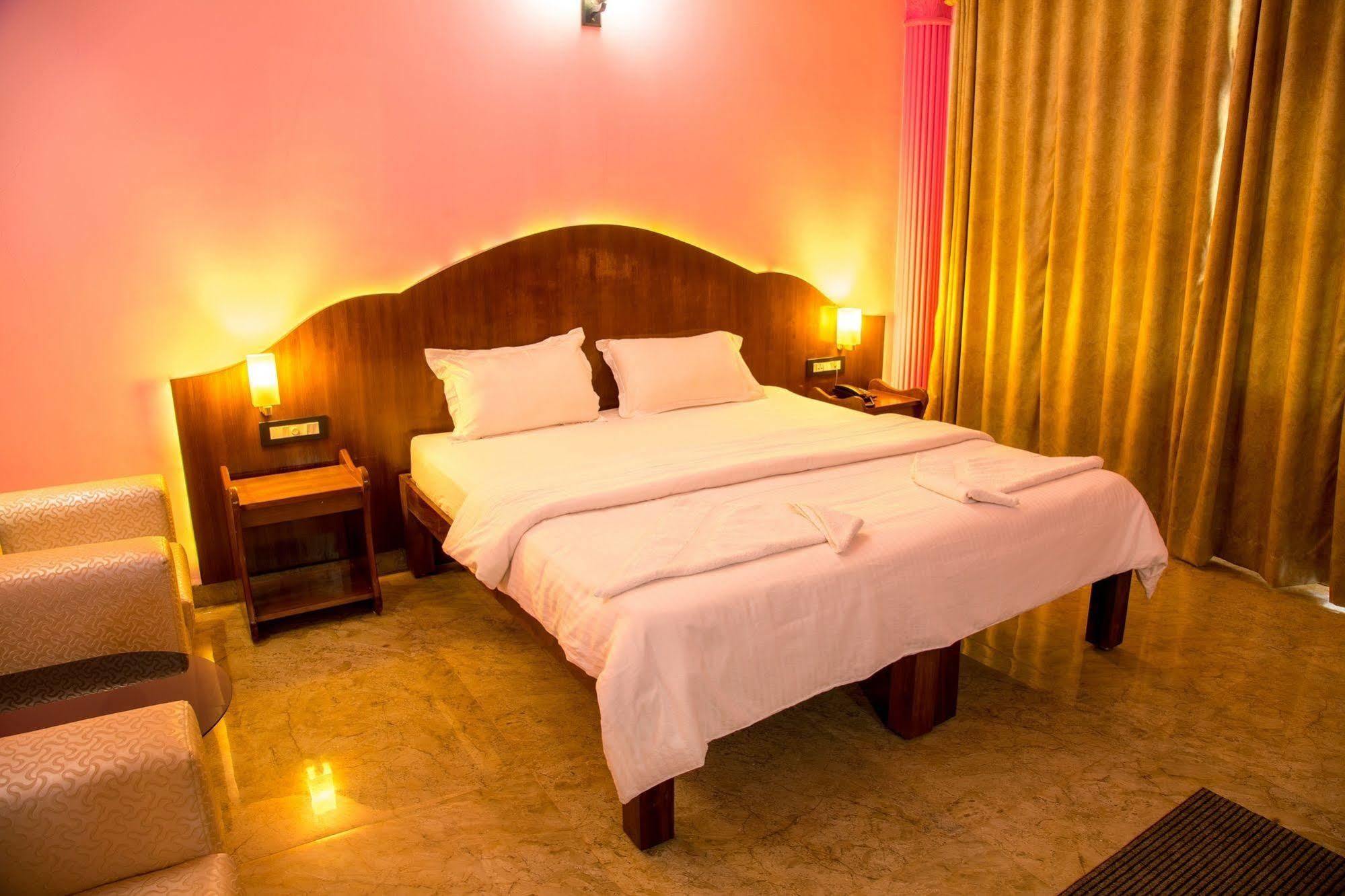 Sea View Resort Patnem Beach Bagian luar foto