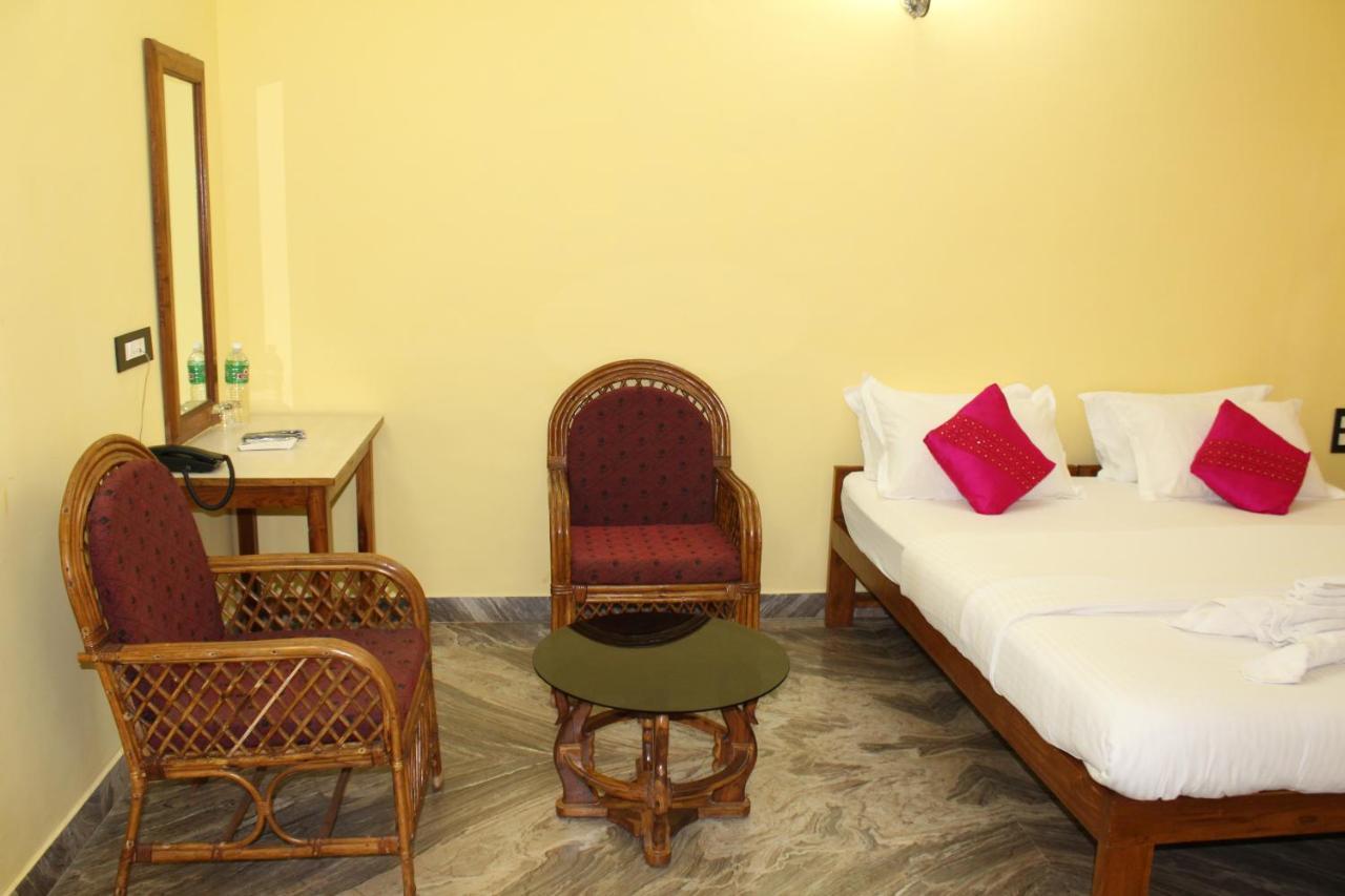 Sea View Resort Patnem Beach Bagian luar foto